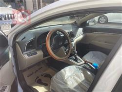 هیۆندای ئەلەنترا